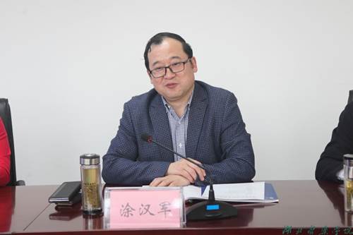 https://news.hbmu.edu.cn/__local/F/92/5A/E151013A89575E5D456EB5FA97C_AD03662E_F1D3.jpg